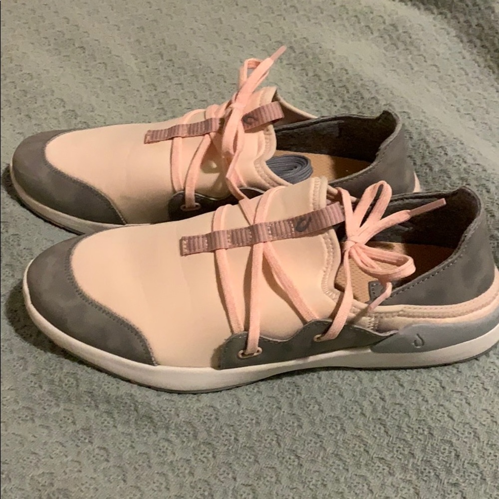 Olukai Mikili Running Shoe